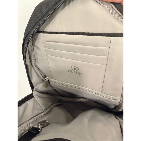 Travelon Anti-Theft Sling Bag Black Like New main image 6